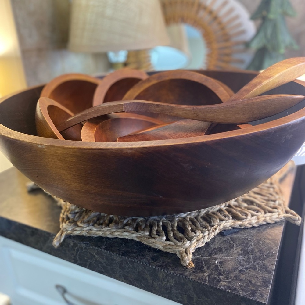 Extra Large Vintage Bowl with 8 Serving Bowls and Salad Utensils